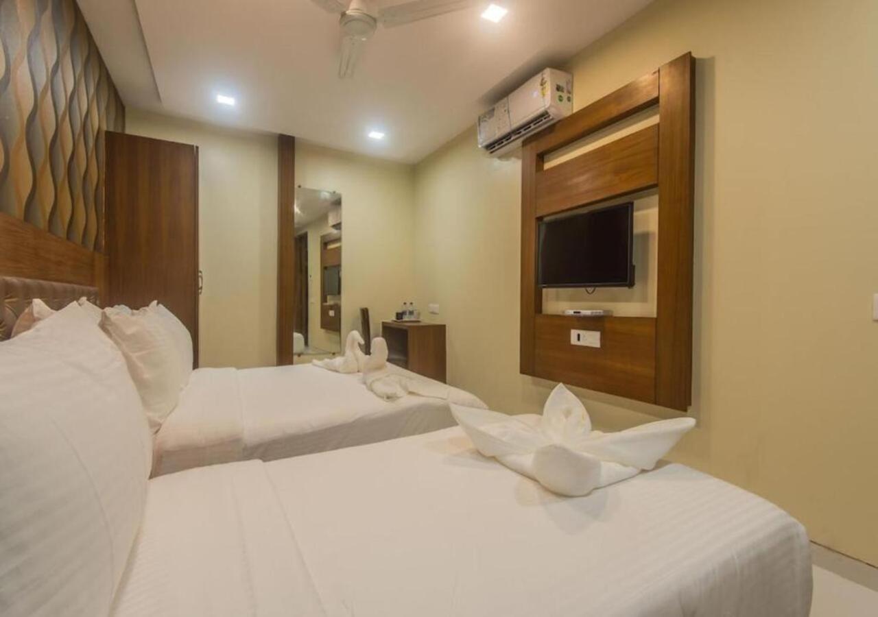 Hotel Arton Regency Near Terminal 2 Airport Mumbai Eksteriør bilde
